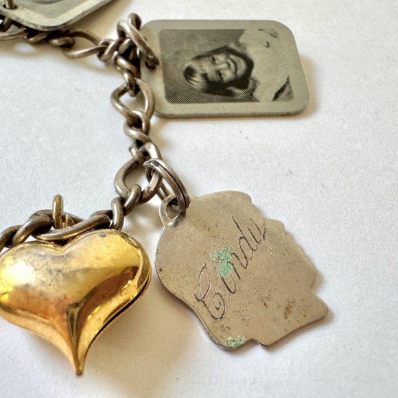 Vintage Charm Bracelet, Locket, Photos - Picture 6 of 11